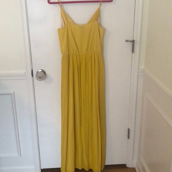 Joie Ives Maxie Dress in yellow - Picture 7 of 7